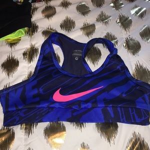 Nike pro girls sports bra